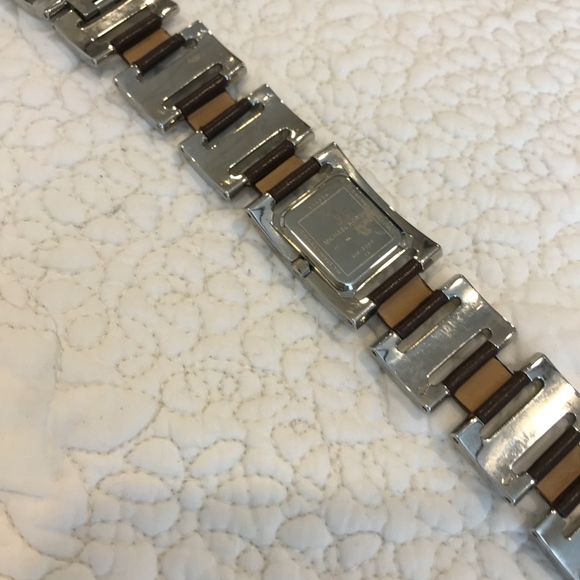 Michael Kors Watch - Picture 4 of 5